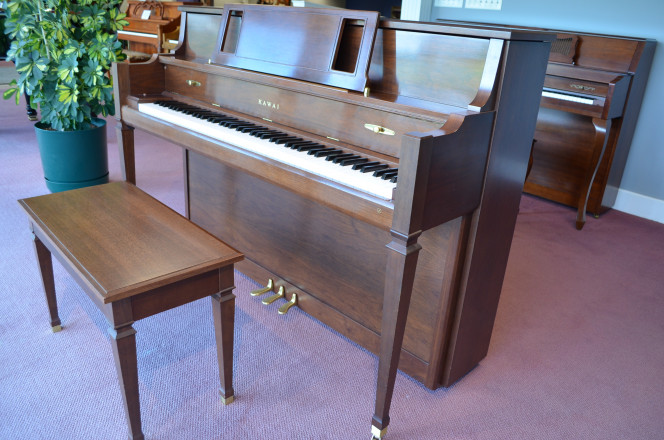 1986 Kawai console piano, walnut - Upright - Console Pianos